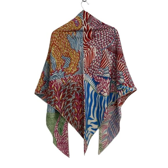 Auth HERMES Triangle Geant - Red Light Blue Multi Cashmere Silk Scarf - Picture 3 of 7